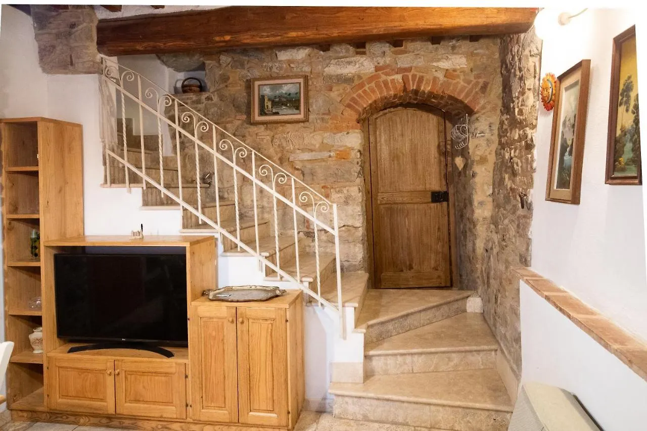 La Casetta Nel Borgo Castelnuovo di Val di Cecina 0*,